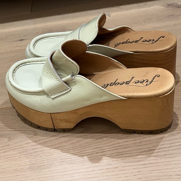 Free People cream platform mules - Picture 2 of 4